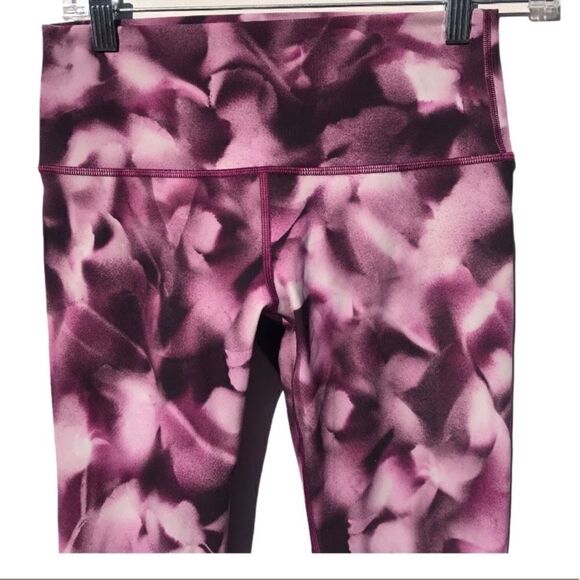 Lululemon Wunder Under Hi Rise 7/8 Luxtreme Size 6 - Picture 4 of 5